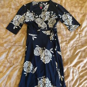 Vince Camuto Navy and White Floral Long Sleeve Dress